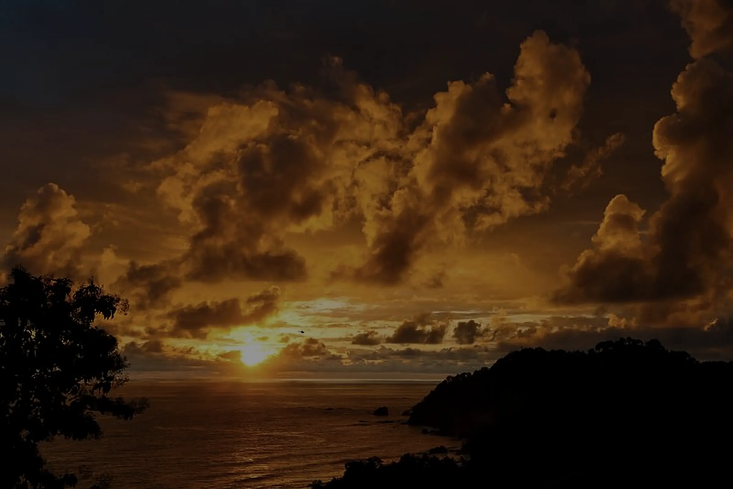 Atardecer sobre el Pacífico costarricense